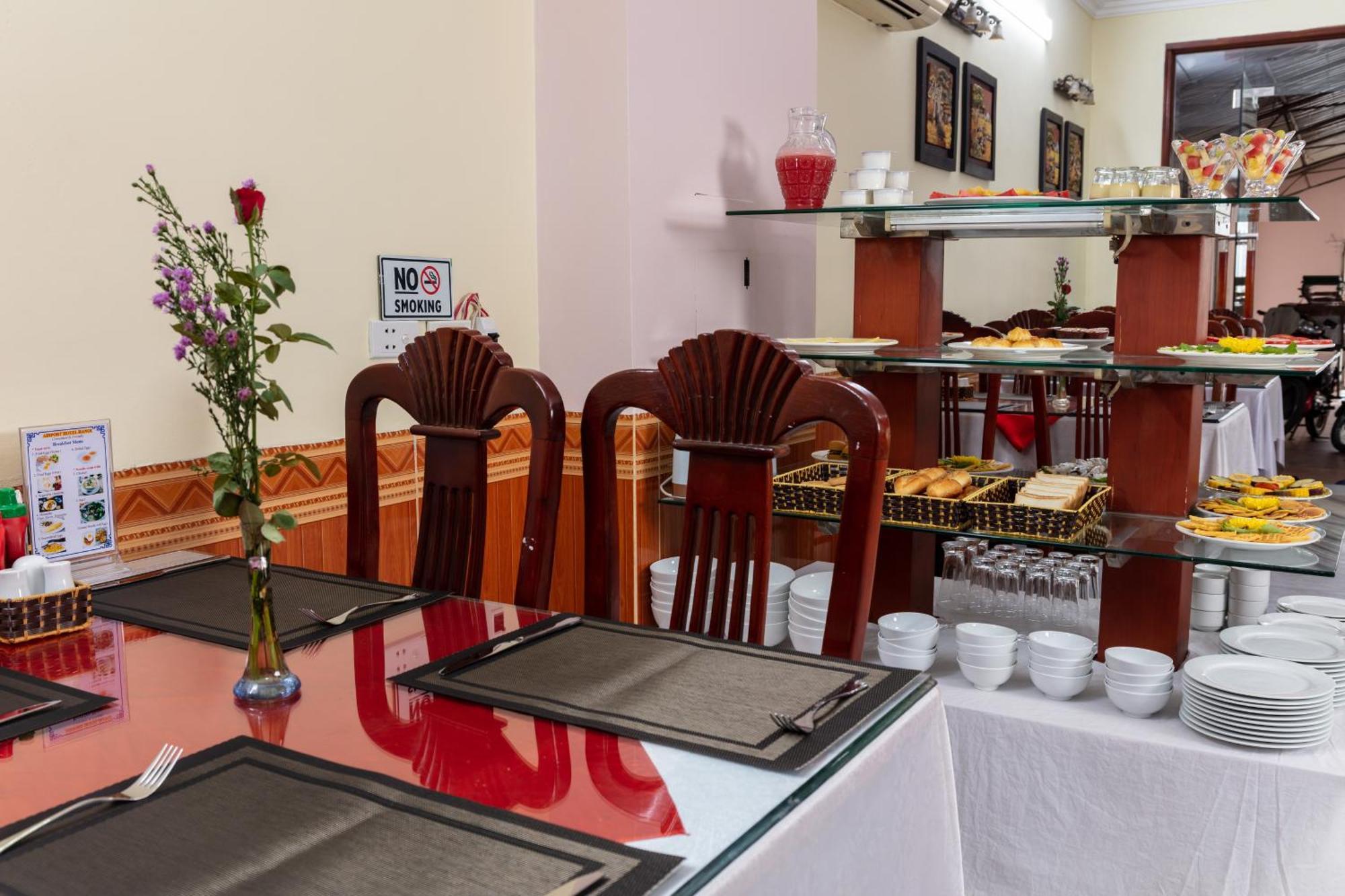 Viet Village Airport Hotel & Restaurants ฮานอย ภายนอก รูปภาพ