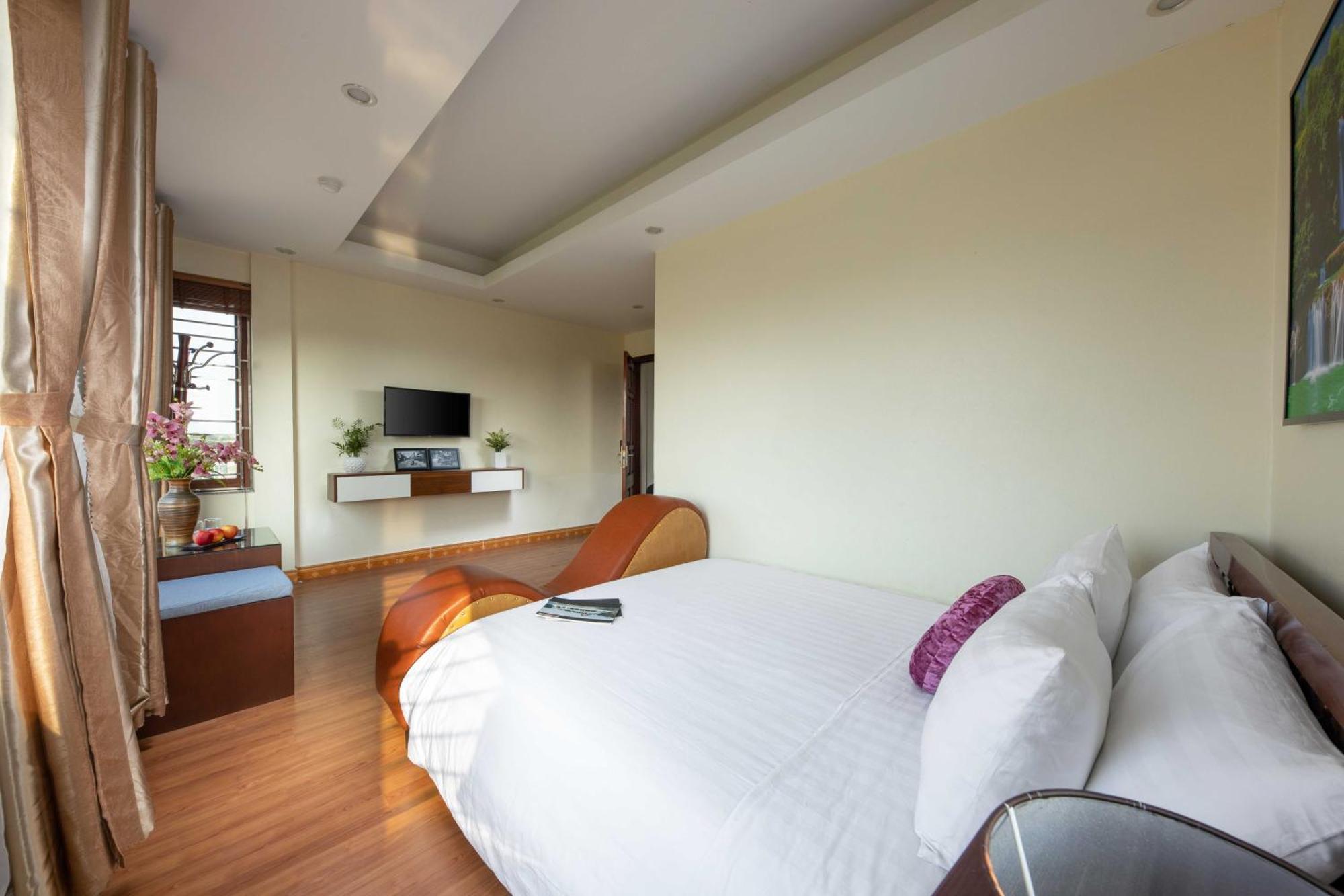 Viet Village Airport Hotel & Restaurants ฮานอย ภายนอก รูปภาพ
