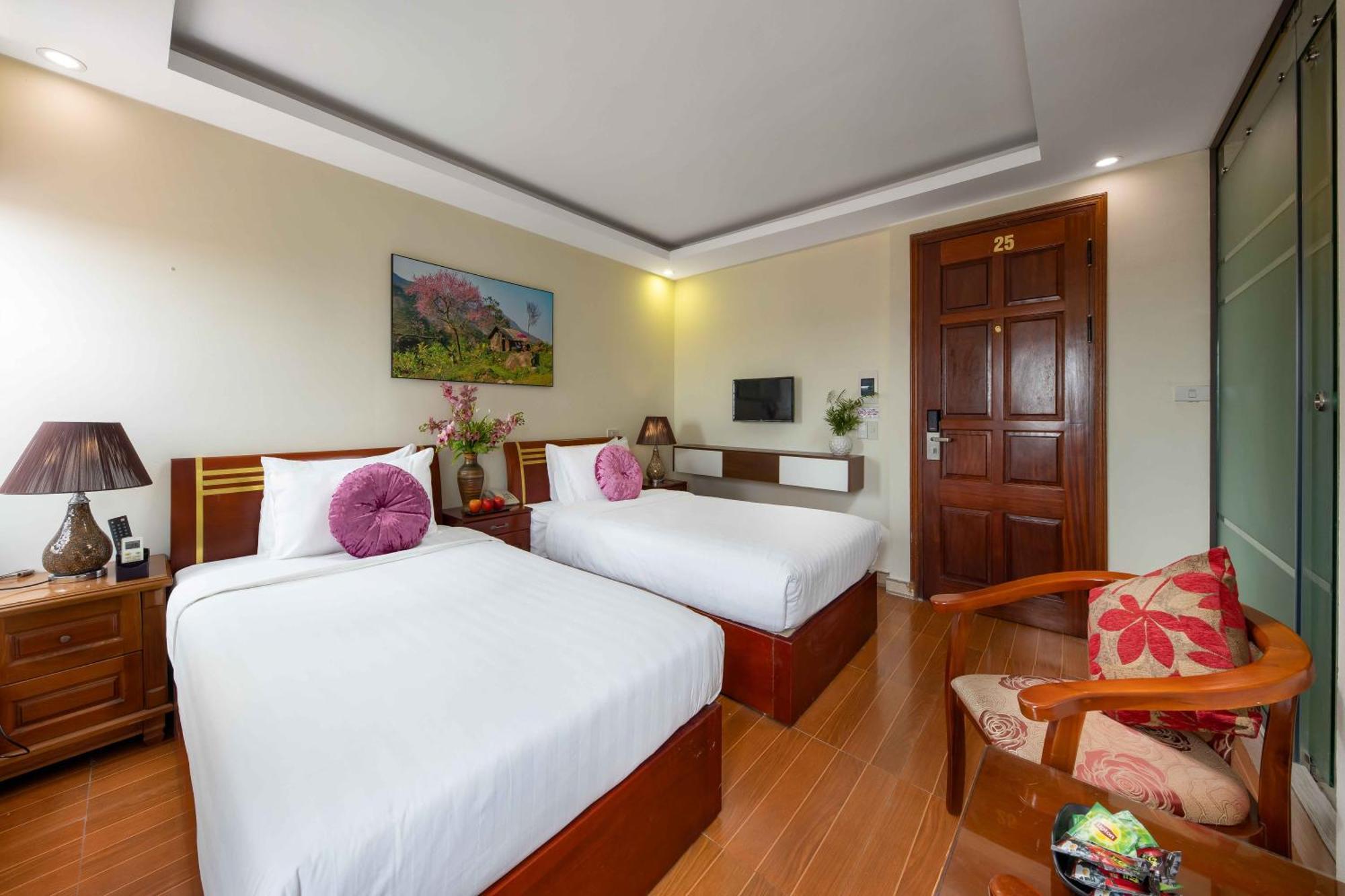 Viet Village Airport Hotel & Restaurants ฮานอย ภายนอก รูปภาพ